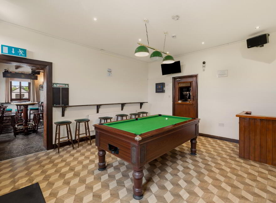 Nurney Inn, Main St, Nurney, R93AH95
