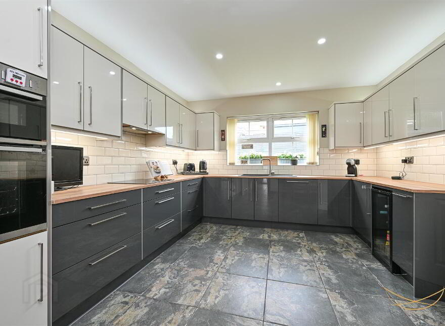 2 Dermont Crescent, Newtownabbey, BT36 4NZ