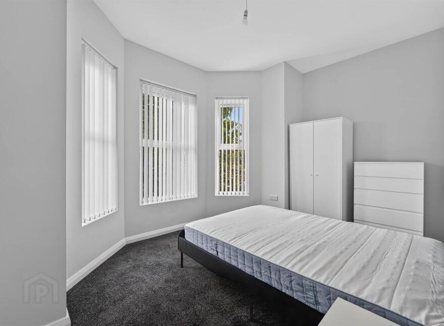 Apt 3, 9 Derryvolgie Avenue, Belfast, BT9 6FL