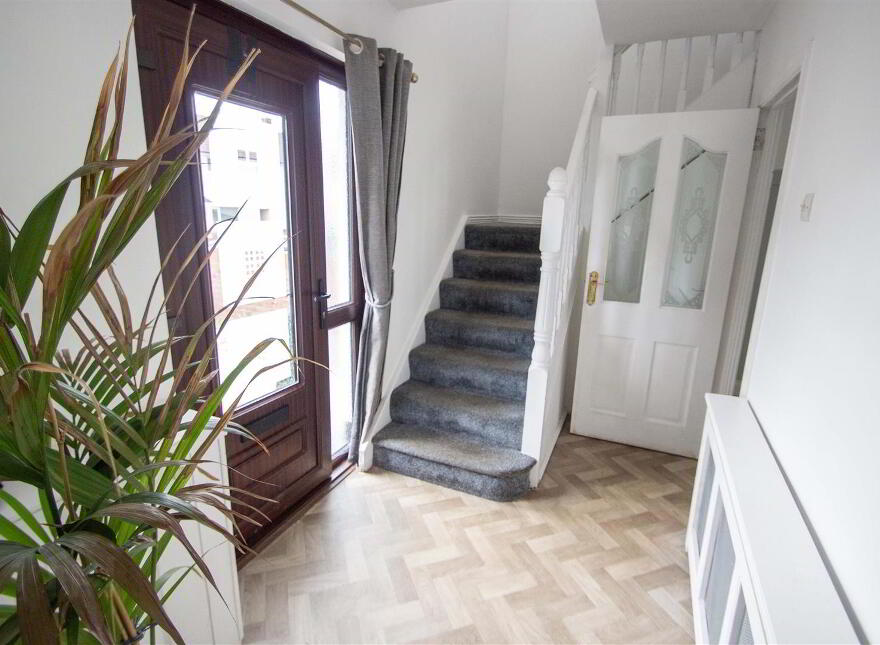 26 Ballymurphy Road, Belfast, BT12 7JL