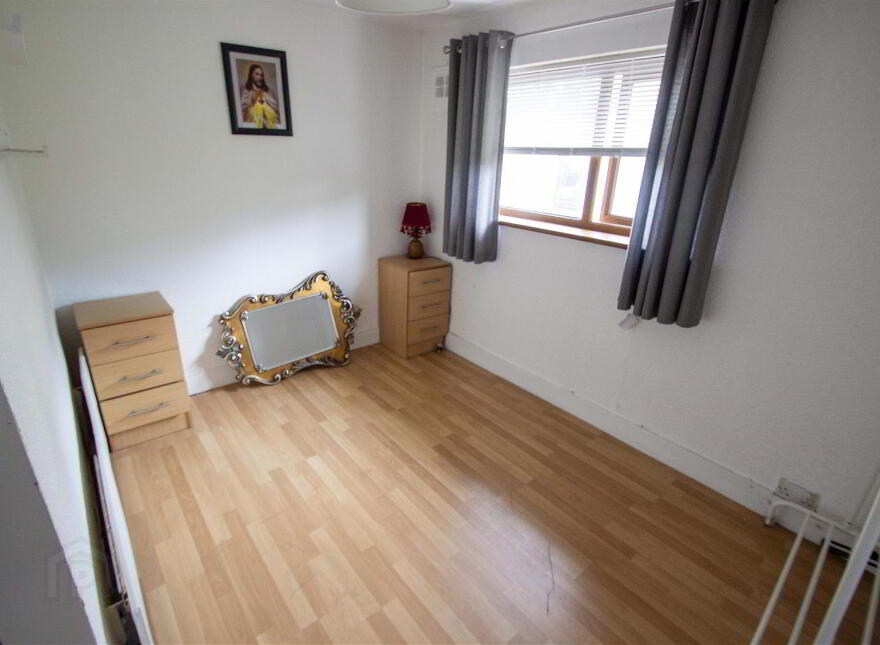 26 Ballymurphy Road, Belfast, BT12 7JL
