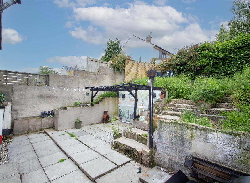 26 Ballymurphy Road, Belfast, BT12 7JL