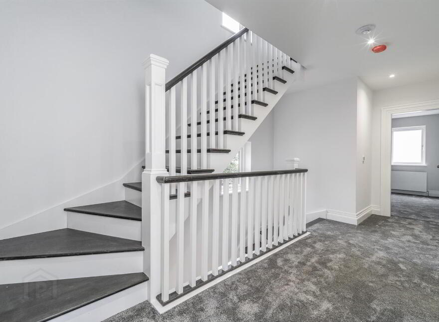 Warren Cove, 37a Warren Road, Donaghadee, BT21 0PD