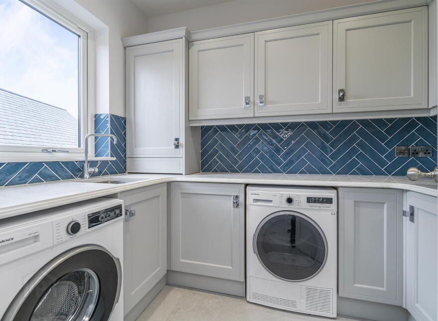 Warren Cove, 37a Warren Road, Donaghadee, BT21 0PD