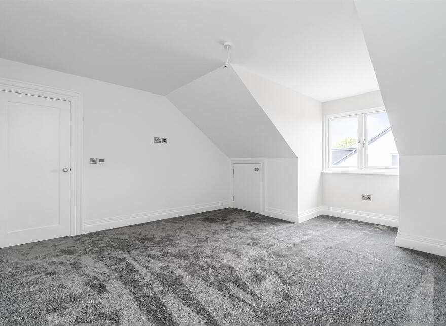 Warren Cove, 37a Warren Road, Donaghadee, BT21 0PD