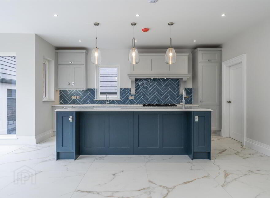 Warren Cove, 37a Warren Road, Donaghadee, BT21 0PD