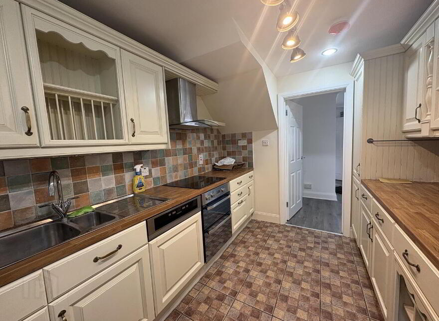 42 Railway Street, Comber, BT23 5HQ