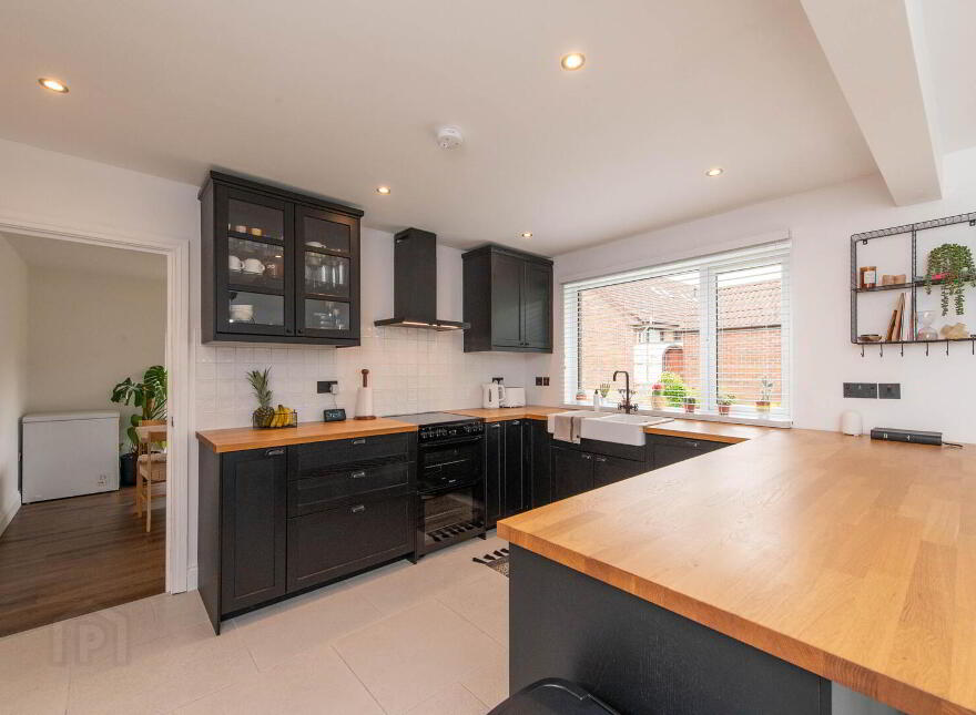 1 Tudor Park, Newtownabbey, BT36 4FT