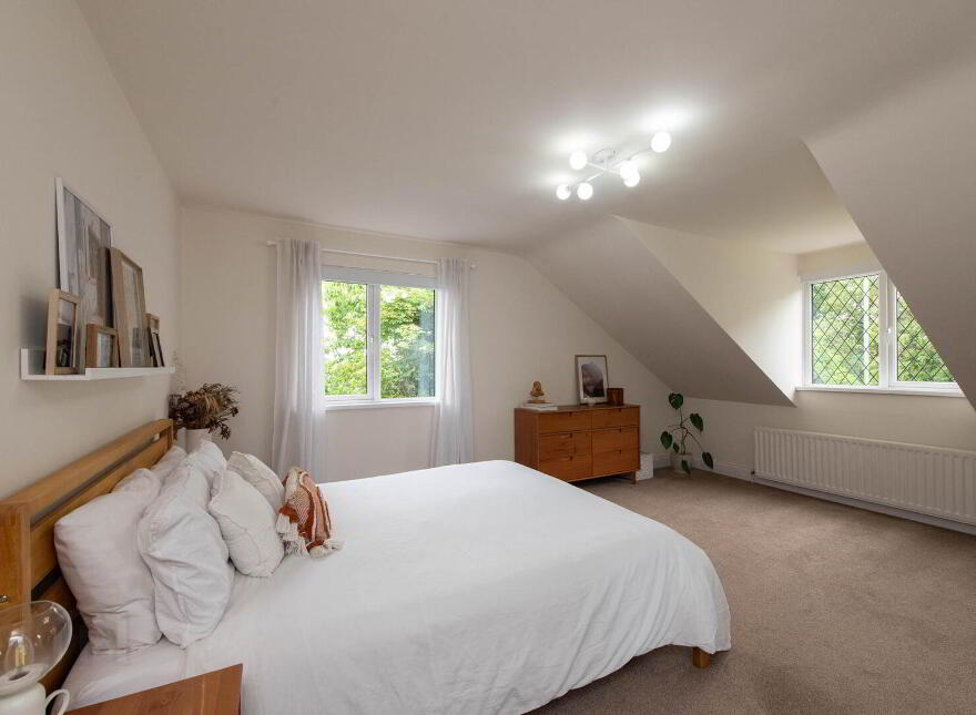 1 Tudor Park, Newtownabbey, BT36 4FT