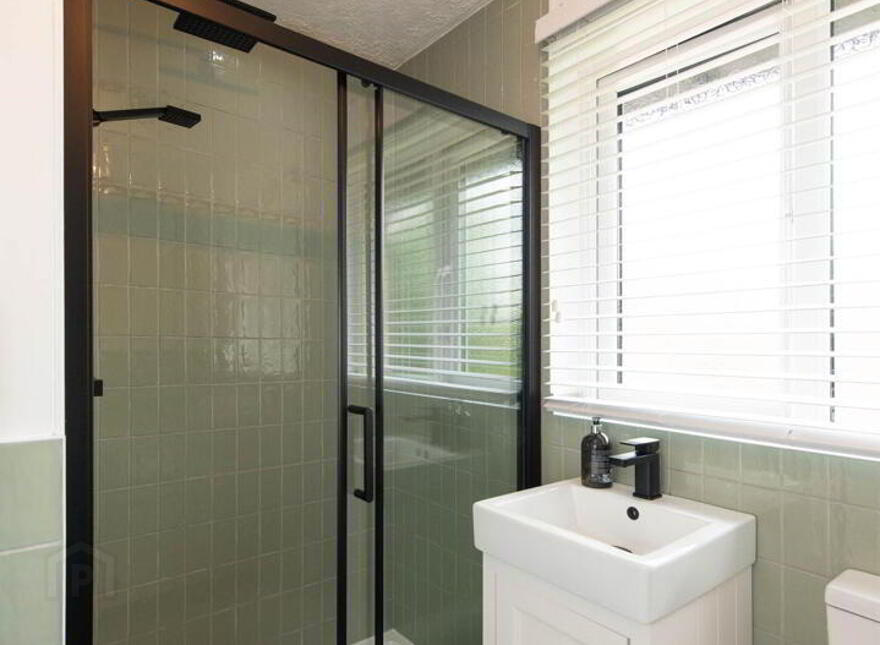 1 Tudor Park, Newtownabbey, BT36 4FT