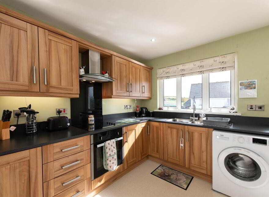 15 Ardfern Avenue, Downpatrick, BT30 6TR