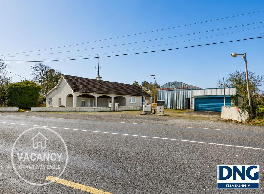 Delaney's Garage, Lower Crutt, Clogh, R95DRR4