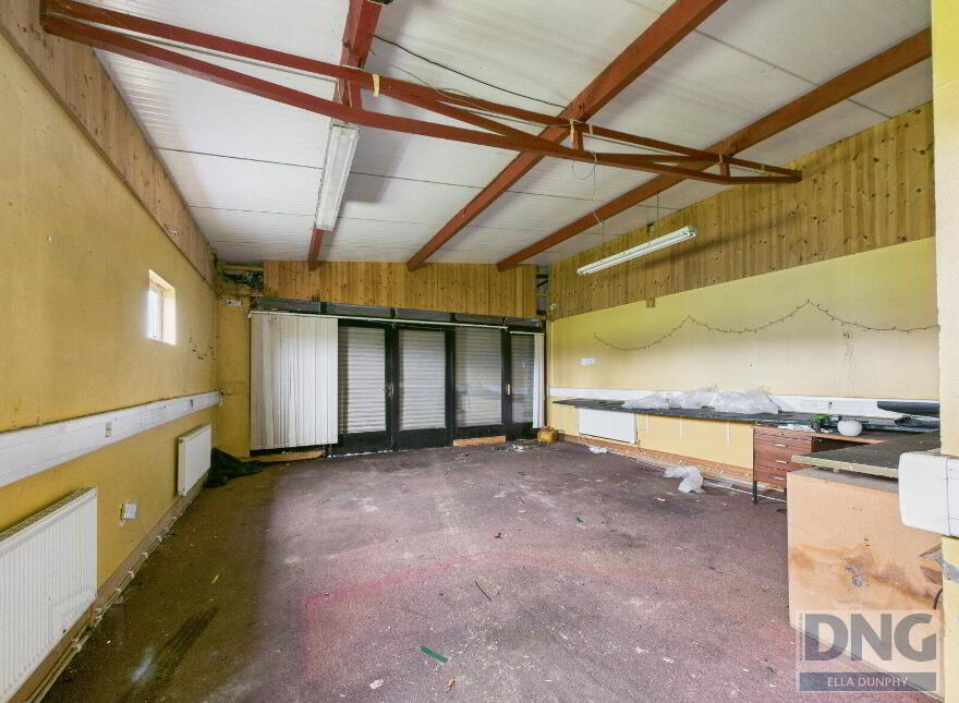 Delaney's Garage, Lower Crutt, Clogh, R95DRR4