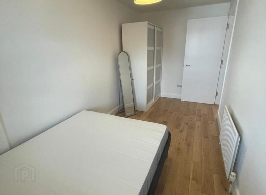 805 College Court Central, 56 King Street, Belfast, BT1 6BZ