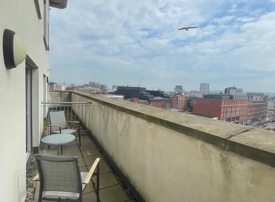 805 College Court Central, 56 King Street, Belfast, BT1 6BZ