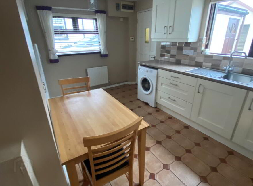 216 Newtownhamilton Rd, Armagh, BT60 2QR