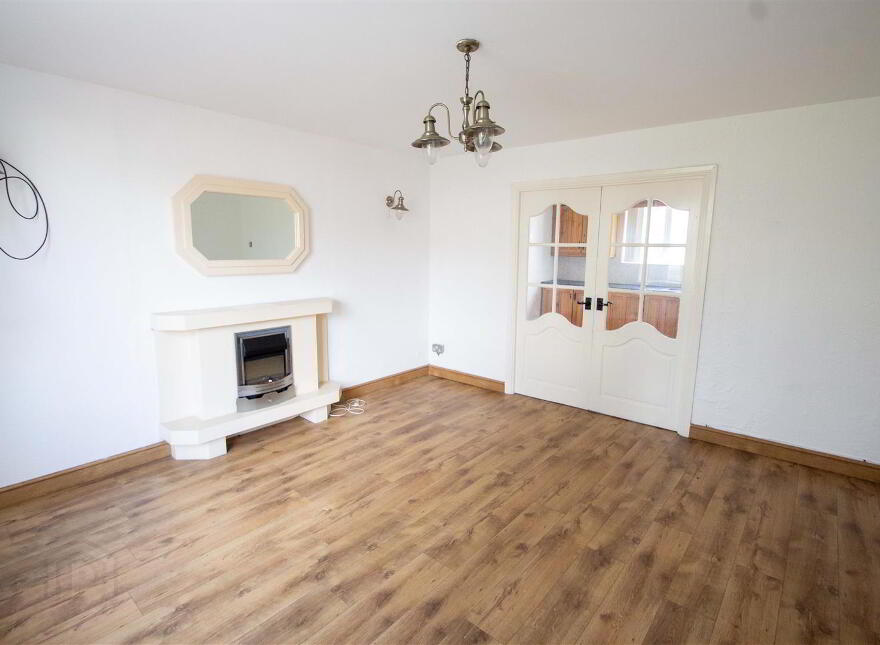 30 Broom Park, Twinbrook, Belfast, BT17 0DL