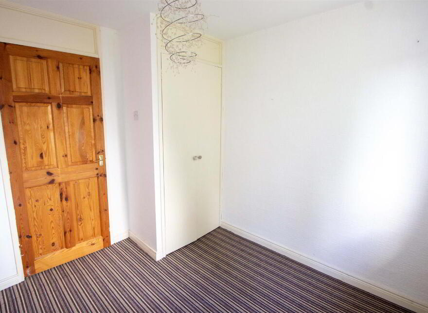 30 Broom Park, Twinbrook, Belfast, BT17 0DL