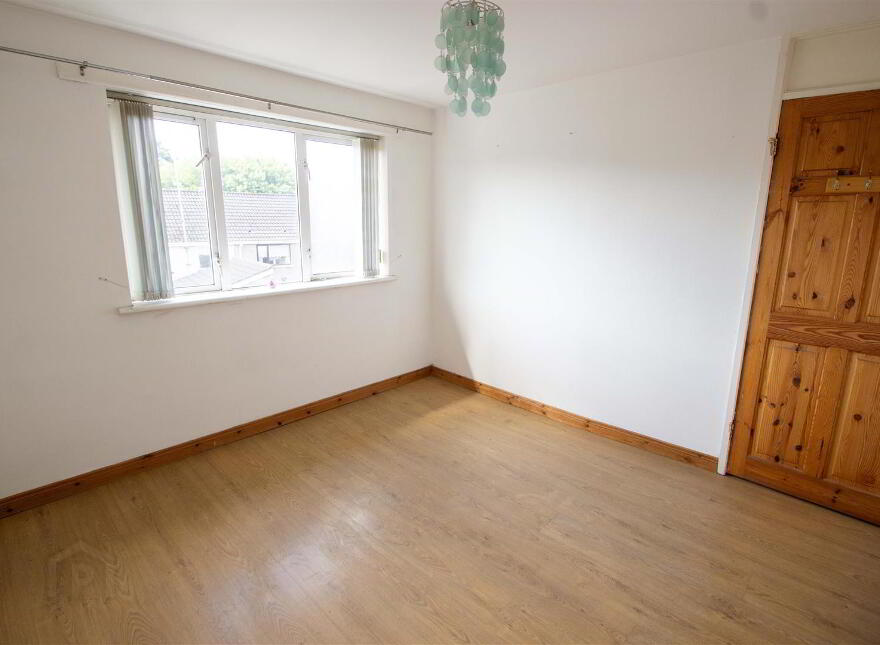 30 Broom Park, Twinbrook, Belfast, BT17 0DL