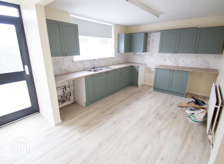 6 Whin Park, Twinbrook, Belfast, BT17 0DH