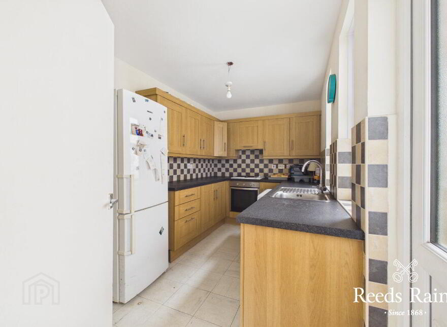 23 Deramore Avenue, Belfast, BT7 3ER