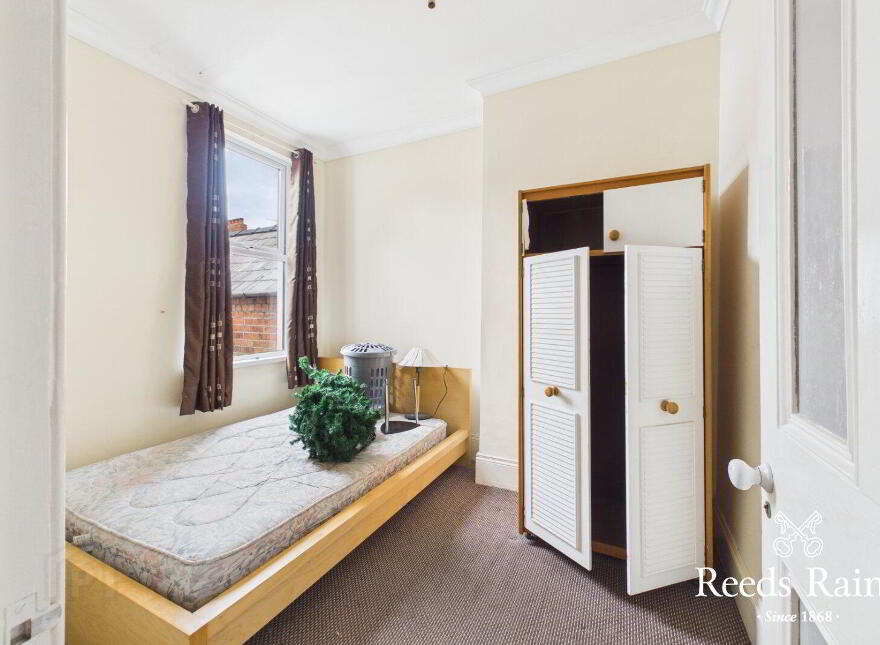 23 Deramore Avenue, Belfast, BT7 3ER