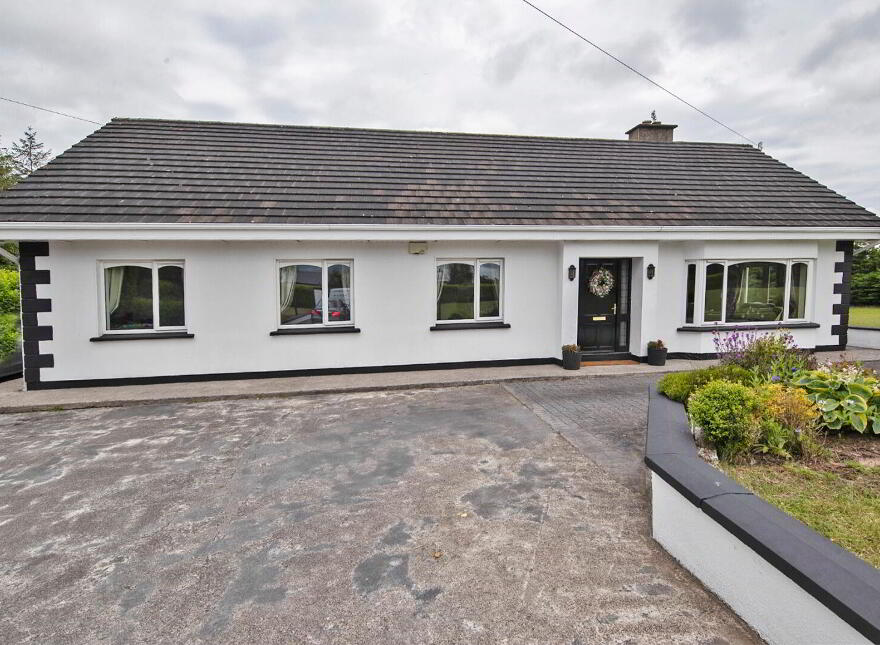 Ballynatray Commons, Lackaroe, P36XD60