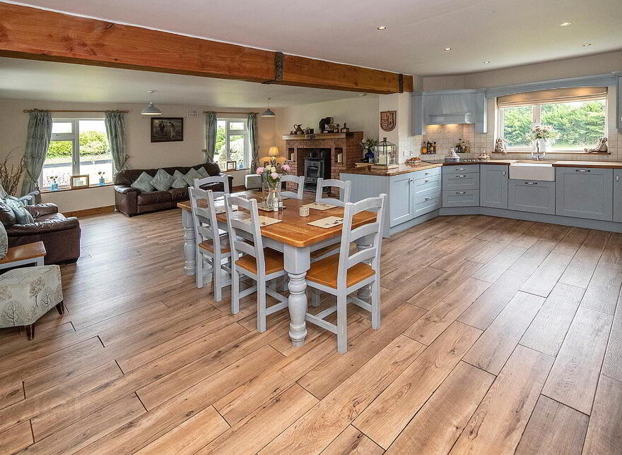 Ballynatray Commons, Lackaroe, P36XD60