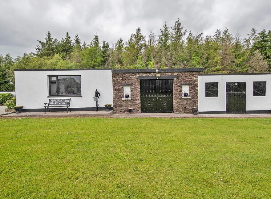 Ballynatray Commons, Lackaroe, P36XD60