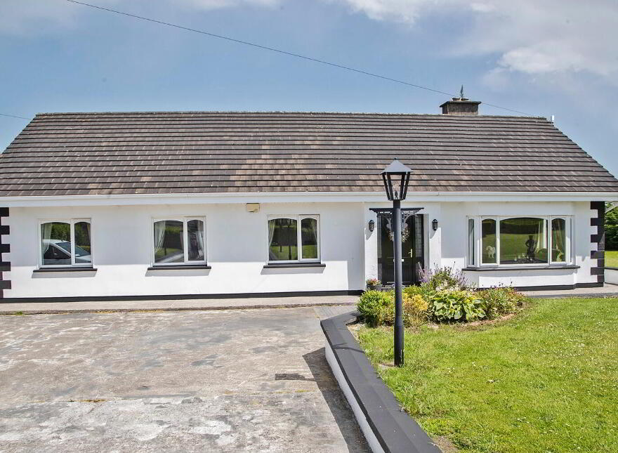 Ballynatray Commons, Lackaroe, P36XD60