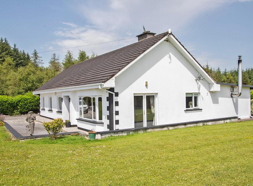 Ballynatray Commons, Lackaroe, P36XD60