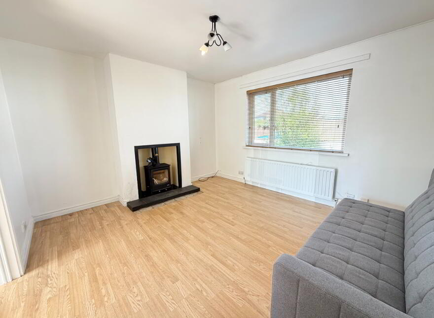 18 Deramore Drive, Ballymena, BT43 7EF