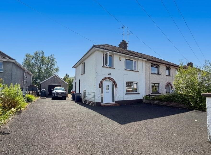 18 Deramore Drive, Ballymena, BT43 7EF