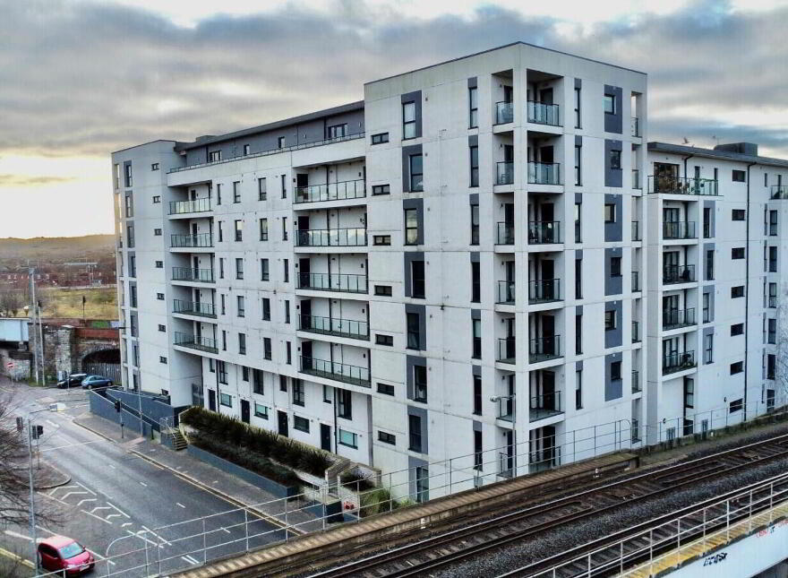Apt 4 Sandford Building, 25 Bridge End, Belfast, BT5 4AW