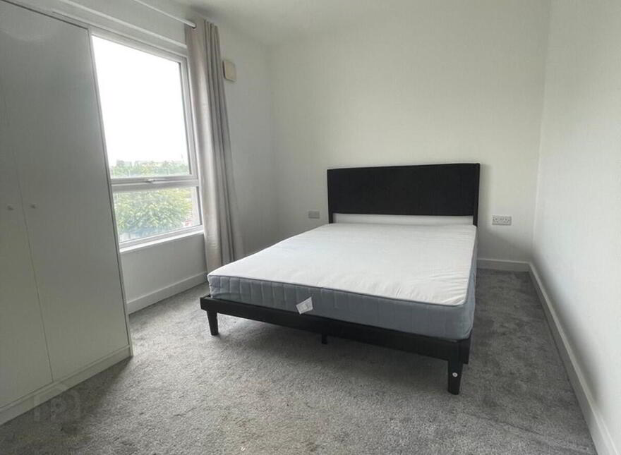 Apt 4 Sandford Building, 25 Bridge End, Belfast, BT5 4AW