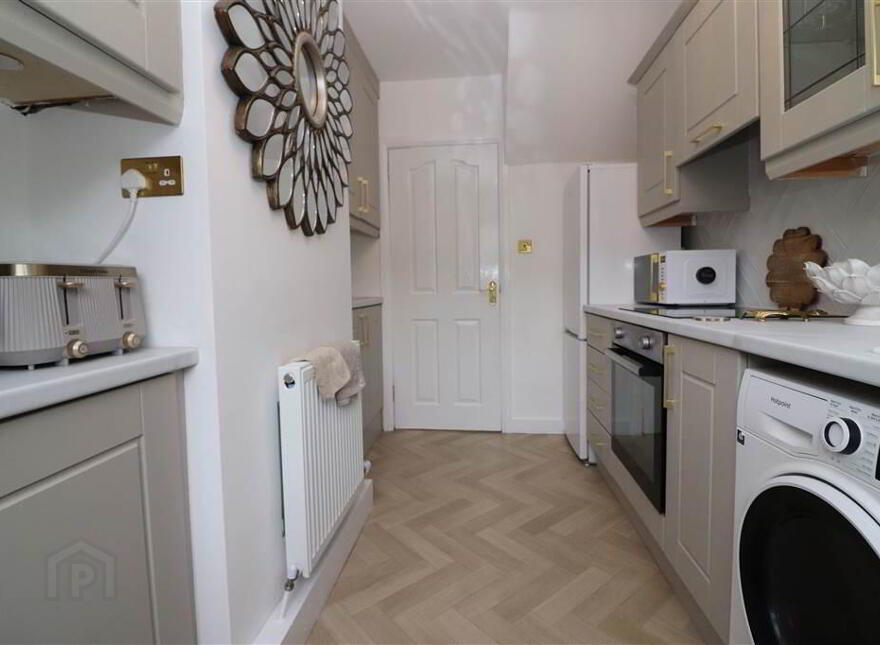 144 Moira Road, Lisburn, BT28 1RP