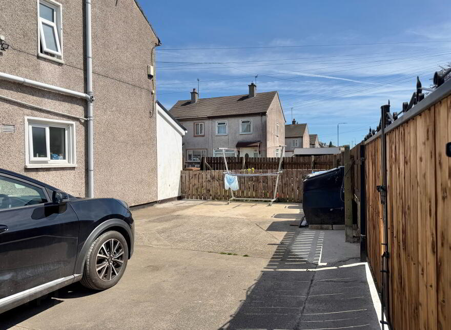13 Festival Park, Omagh, BT78 1JW