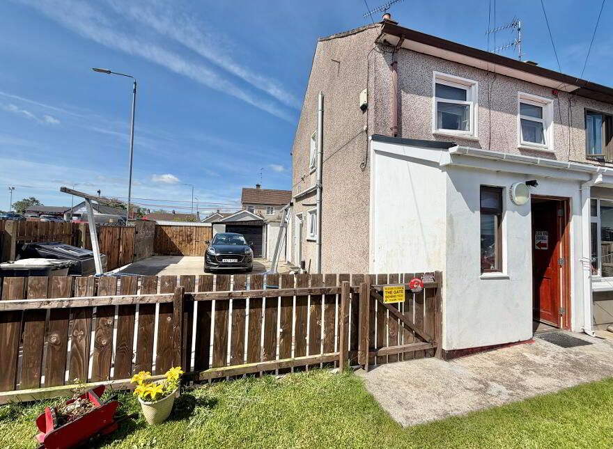 13 Festival Park, Omagh, BT78 1JW