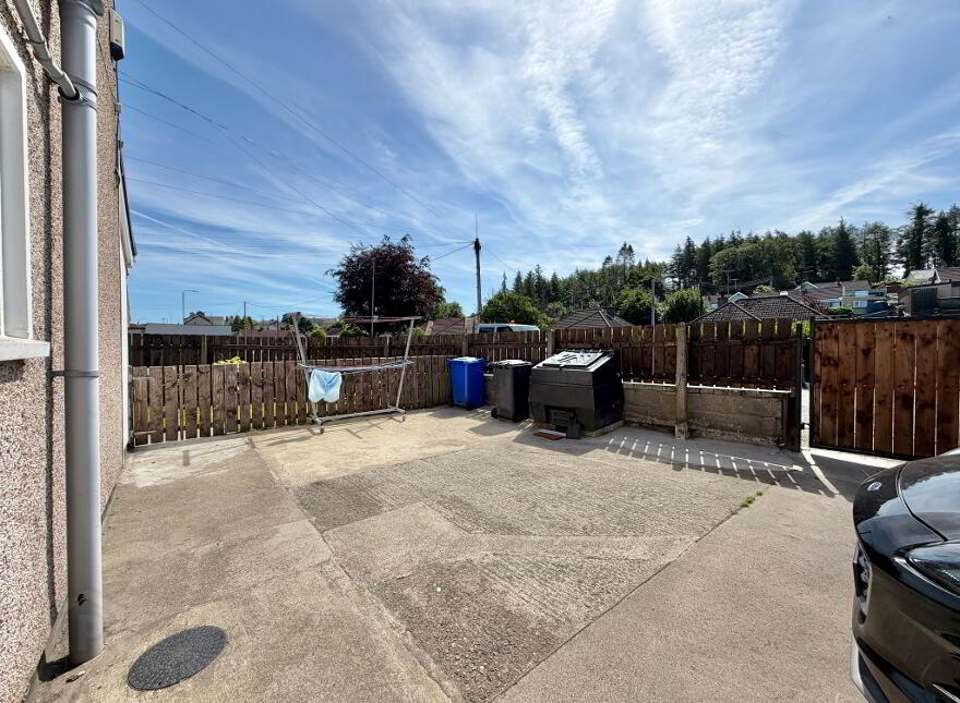 13 Festival Park, Omagh, BT78 1JW