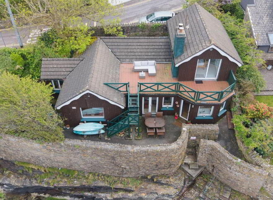Dúneen, Summercove, Kinsale, P17DW27
