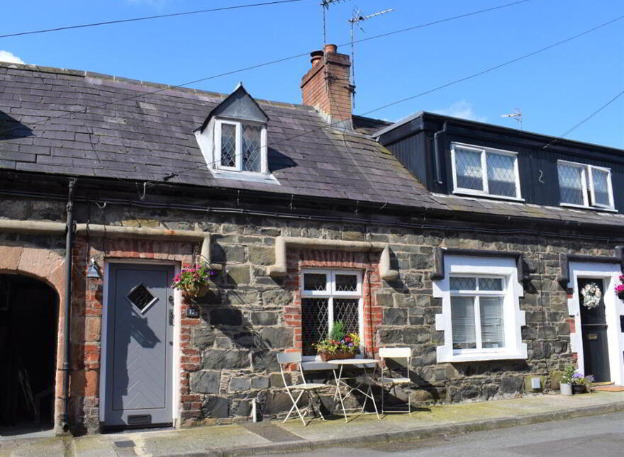 17 Arthur Street, Royal Hillsborough, BT26 6AP
