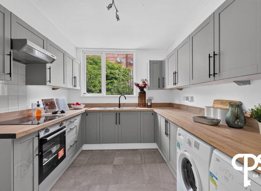 35 Ava Avenue, Belfast, BT7 3BP