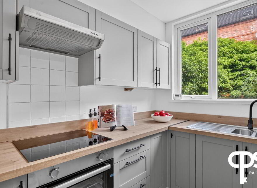 35 Ava Avenue, Belfast, BT7 3BP