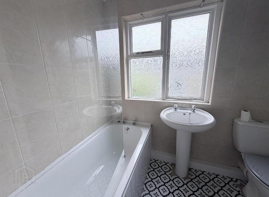 4 Clifton Street, Waterside, Derry, BT47 2BN