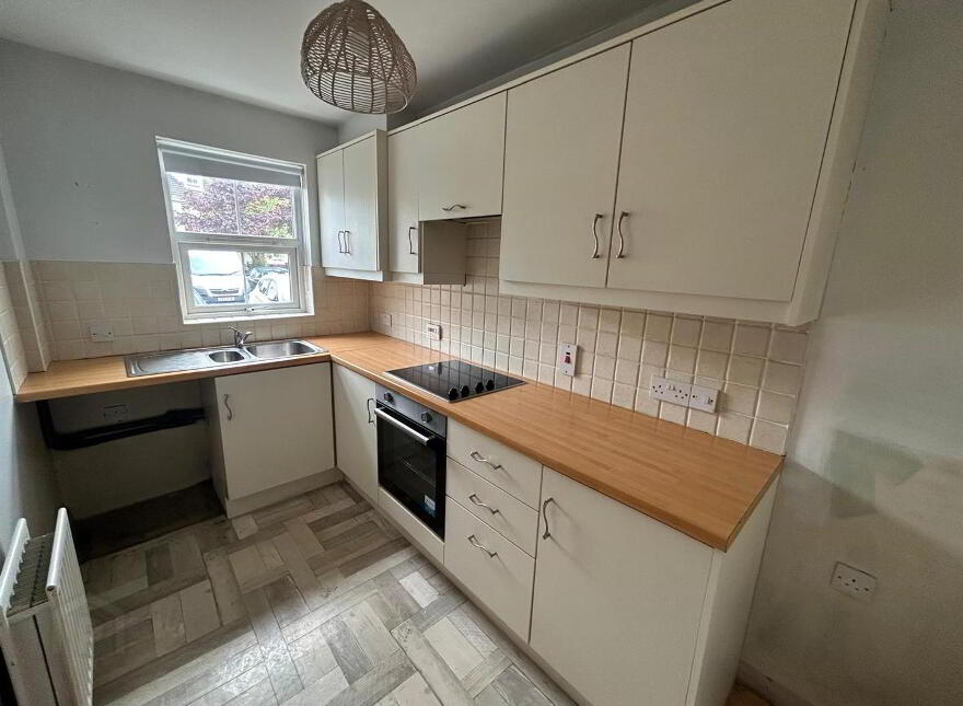 52 Sandale Park, Derry, BT48 8NR