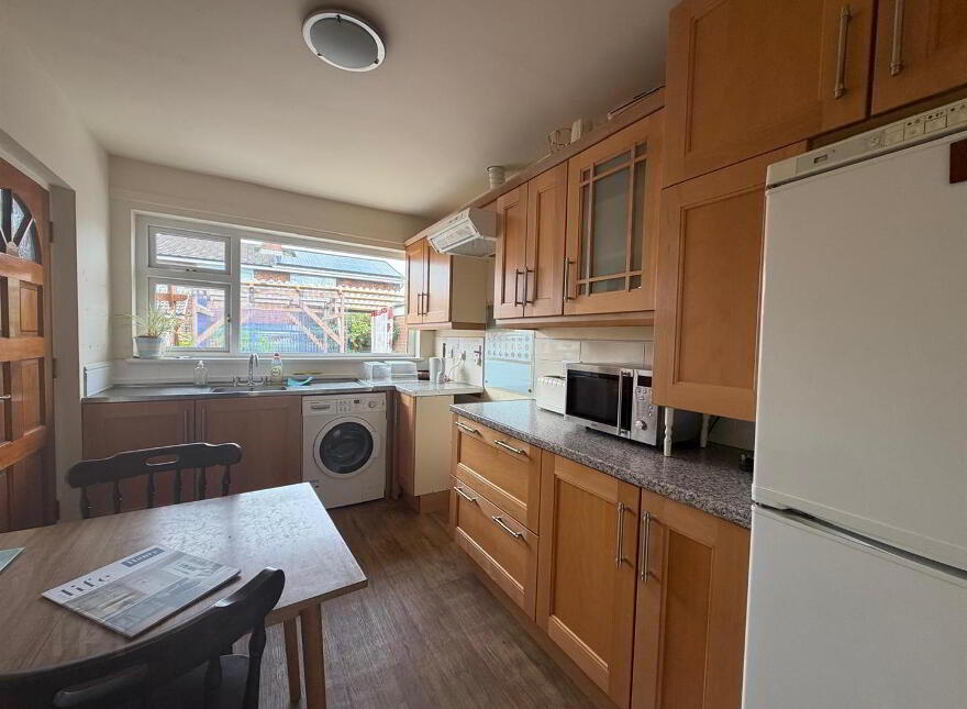 2 Malone Park, Waterside, L'Derry, BT47 5PE