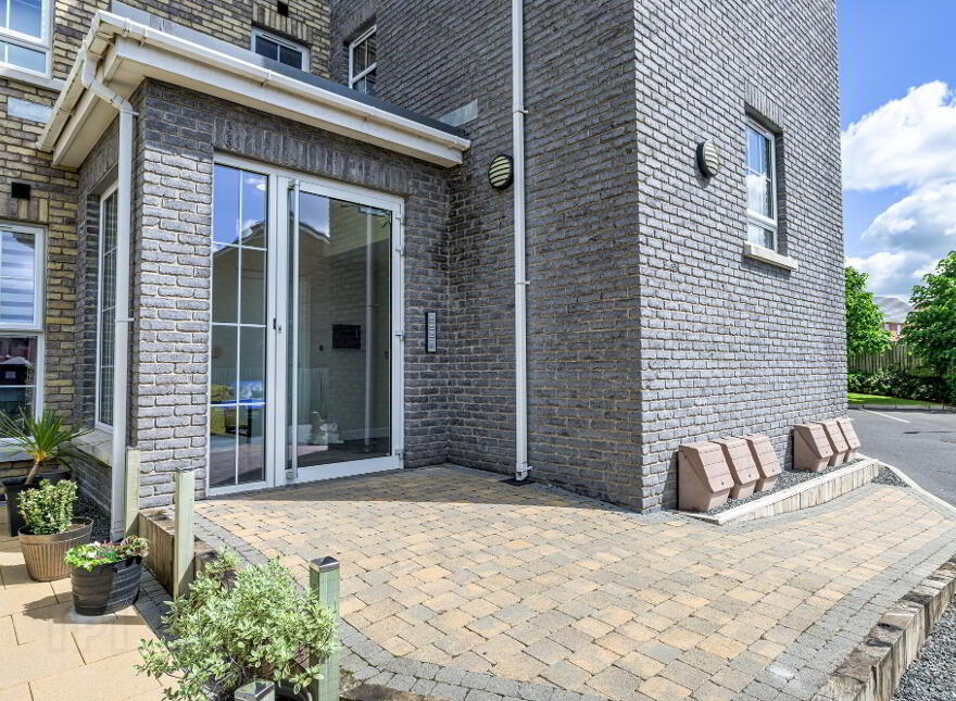 Apt 6, 38 Ayrshire Meadows, Lisburn, BT28 2DU