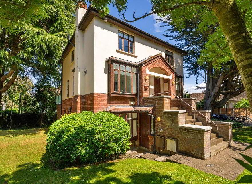 2 Cedarmount, Saint Brigid`s Church Road, Stillorgan, A94NT35