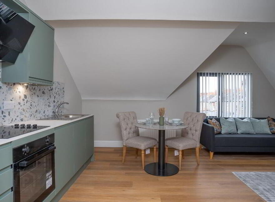 Apt 6, 19 Camden Street, Belfast, BT9 6AT