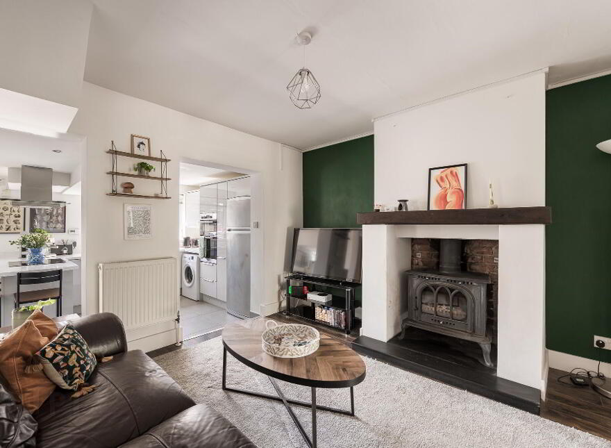 83 Moira Road, Lisburn, BT28 1RH